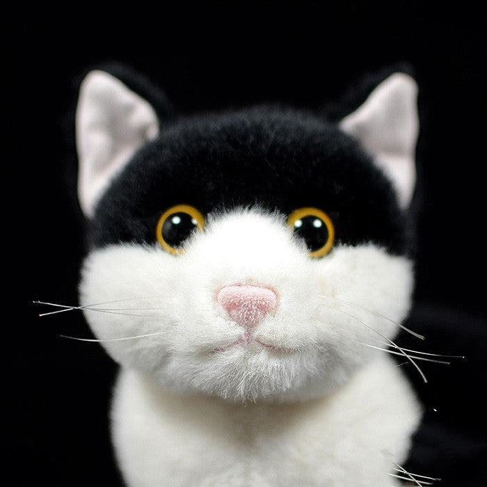 Idyllic Cat Plush Toy Simulation Animal