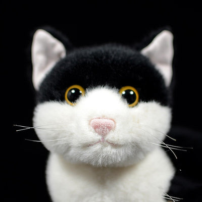 Idyllic Cat Plush Toy Simulation Animal